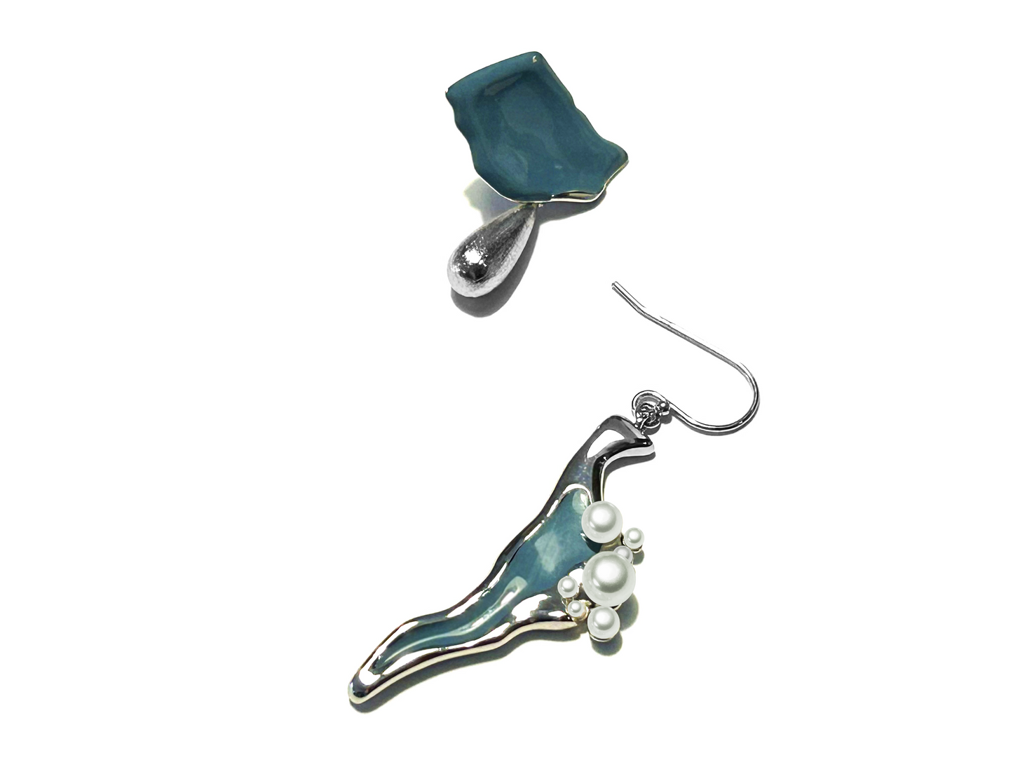 Glacial Legacy of the Ages Earrings